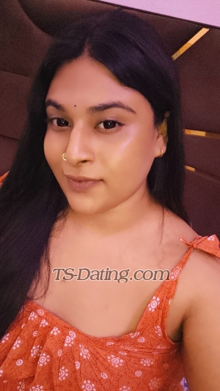 feedphoto-Deepthi567-0429128  Deepthi567 feed photo