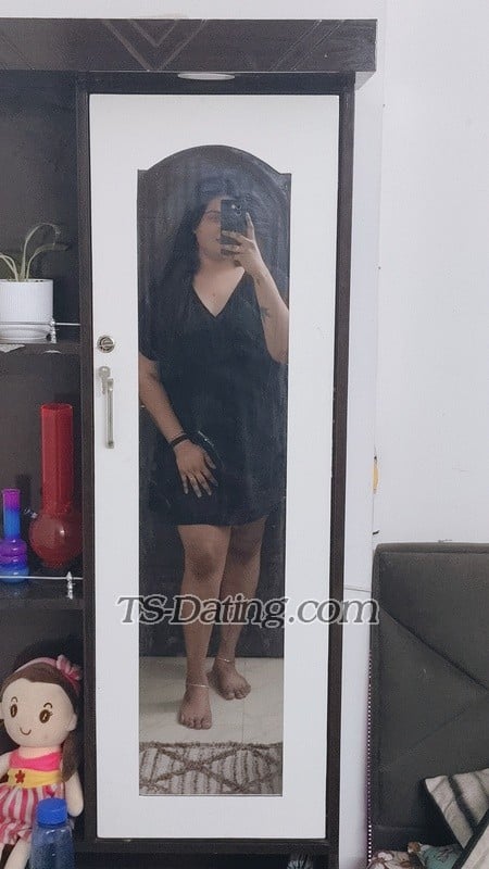 feedphoto-Deepthi567-8175496  Deepthi567 feed photo