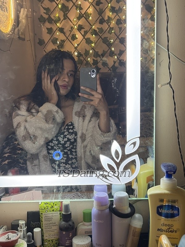 feedphoto-Queen_panda-9128806  Queen panda feed photo