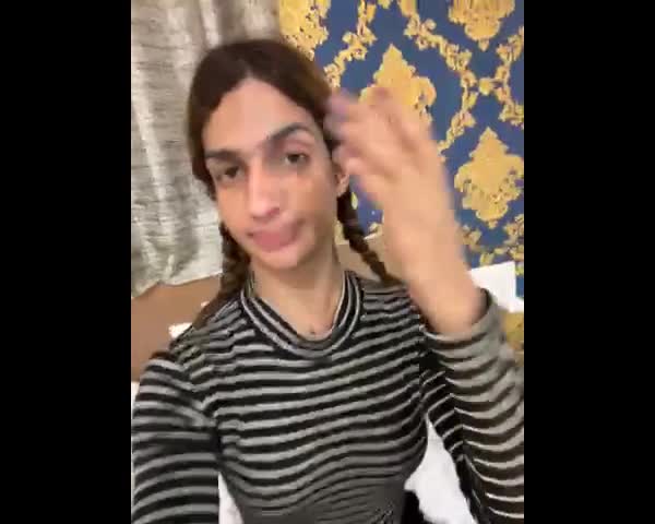 feedvid-AyushiRoy-9116825  Ayushi Roy feed video