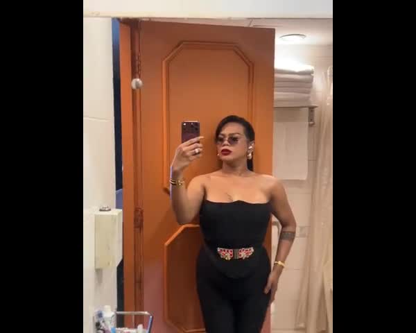 feedvid-CelesteNoir-9932383  Celeste Noir feed video