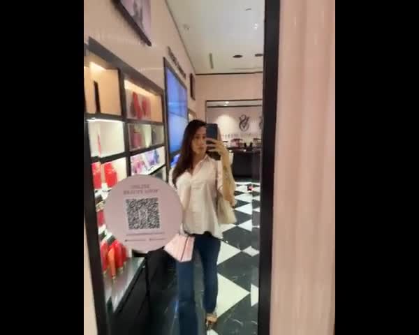 feedvid-MeyMeyWaria-1026926  MeyMey Waria feed video