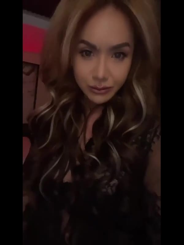 feedvid-ella-8872588  ella feed video