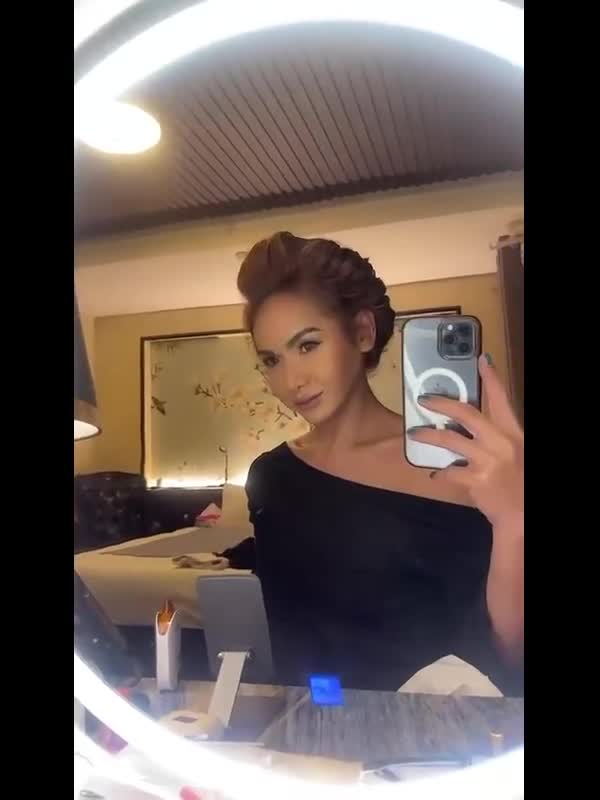 feedvid-ella-9877033  ella feed video