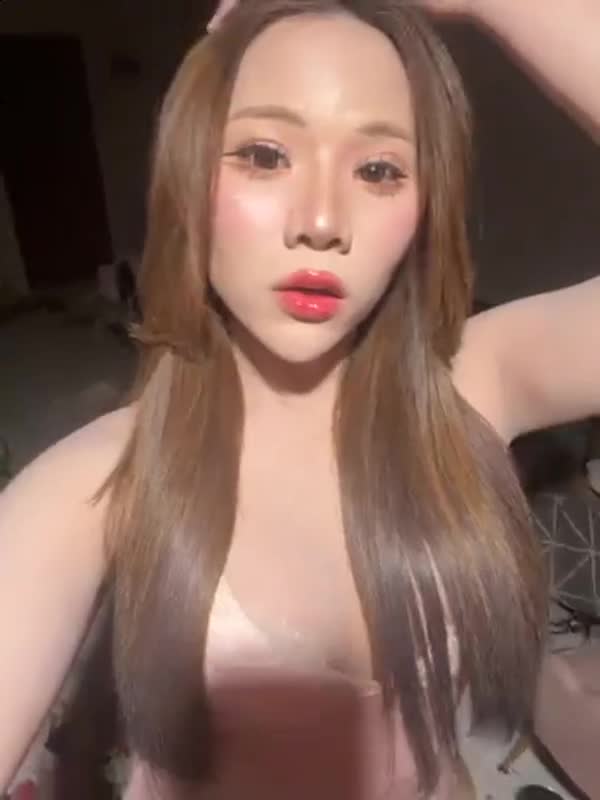 feedvid-rarindae-7676336  rarindae feed video
