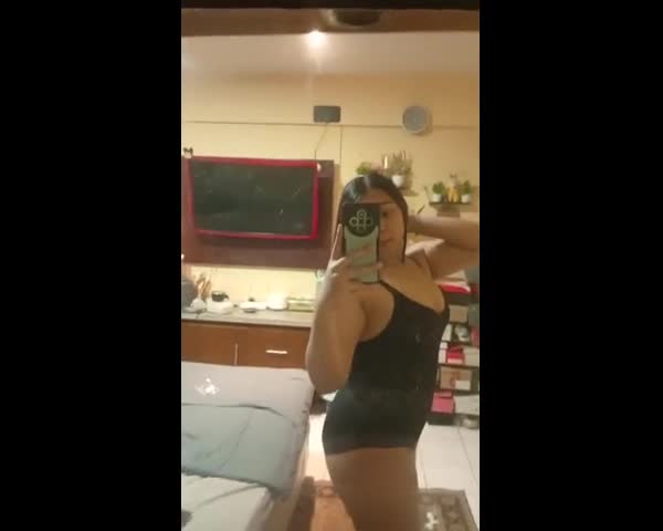 feedvid-urQueenkarina-7226480  urQueenkarina feed video