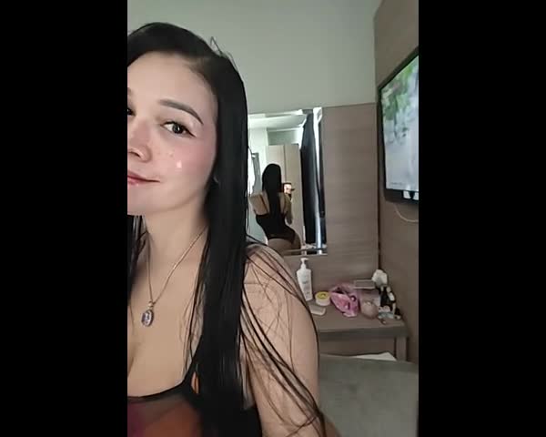 feedvid-vaniagabrelly-1754303  vaniagabrelly feed video