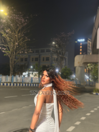 trans girl AAROHIROY 4615872