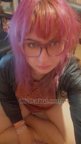 trans girl ALEXIAAVARA 2390692