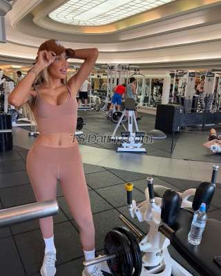 trans girl AMANDALIMA 7102432 trans girl AMANDALIMA 7102432