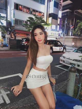 trans girl AMIKObarbie 0638299 trans girl AMIKObarbie 0638299
