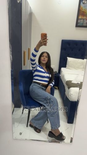 trans girl Aahatmistres 3559279