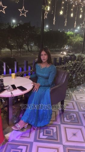 trans girl Aahatmistres 4197363