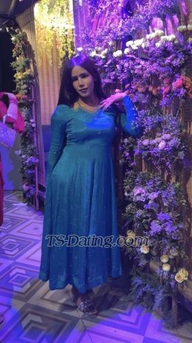 trans girl Aahatmistres 4197391