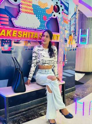 trans girl Aalia24 8267810 trans girl Aalia24 8267810