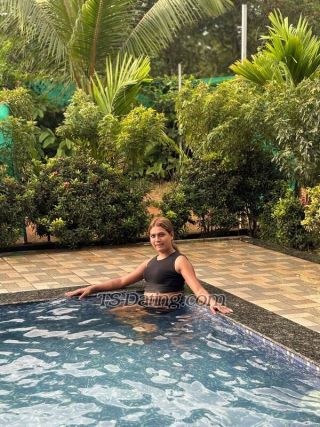 trans girl Aaliyakhan07 5453153 trans girl Aaliyakhan07 5453153