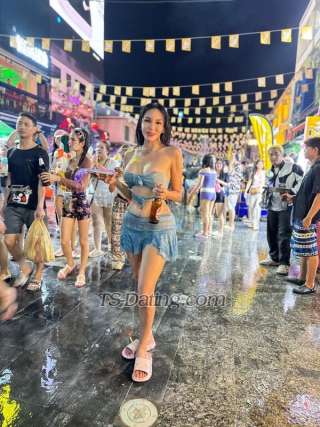 trans girl Adrianagg 8441955