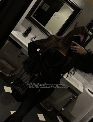 trans girl Adrianaluchi 7996342 trans girl Adrianaluchi 7996342