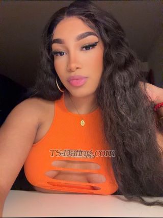 trans girl AlejandraVi 9969947