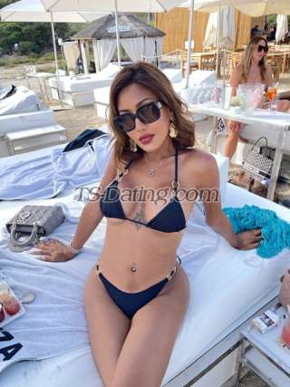 trans girl Aleyssakarlz 8878416