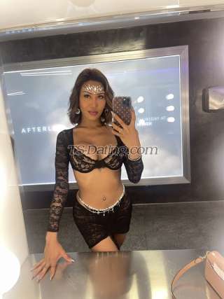 trans girl Aleyssakarlz 8988082