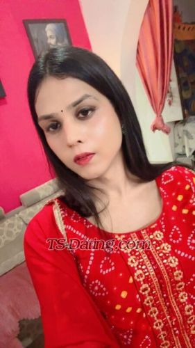 trans girl Aliarawat 7340310