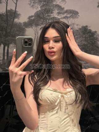 trans girl AlinaBoz 8364823 trans girl AlinaBoz 8364823