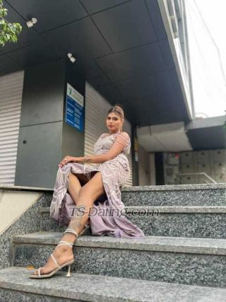 trans girl AlinaId 0295892 trans girl AlinaId 0295892