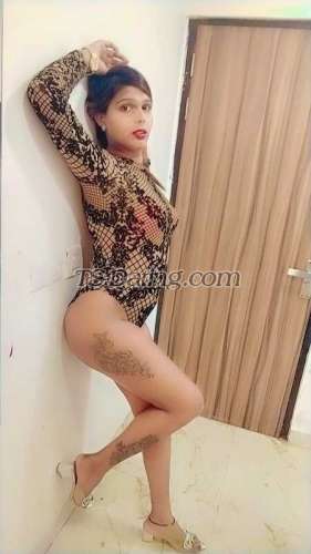 trans girl AlinaId 3521702 trans girl AlinaId 3521702