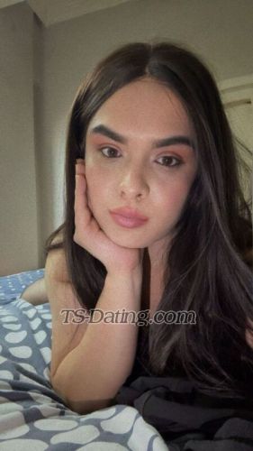 trans girl AlinaSiSli 2390426