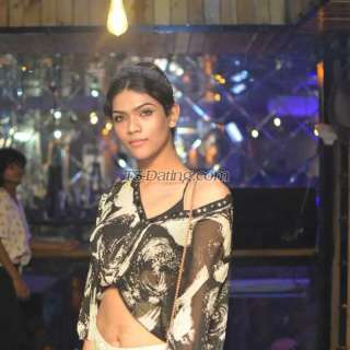 trans girl Aliyakhan 2185428