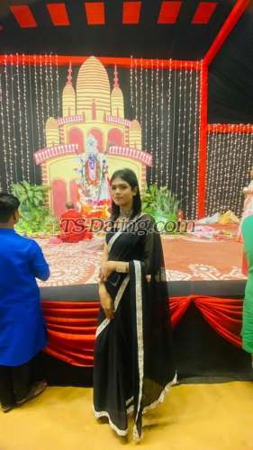 trans girl Aliyakhan 6875365