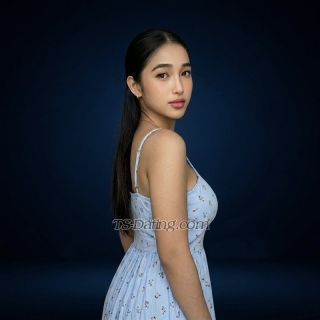 trans girl AltheaFoxy 4947035