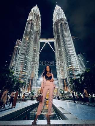 trans girl AmadoraFoxx 4405305