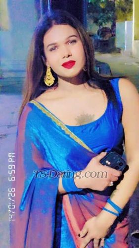 trans girl AmanatJaan 8551463