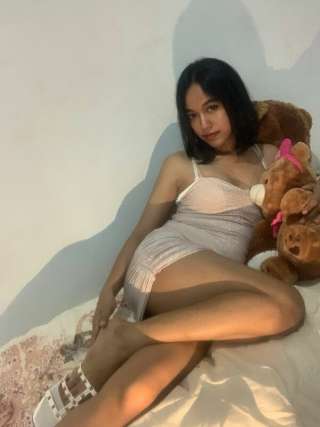 Amorakeysha 1959974 Amorakeysha 1959974