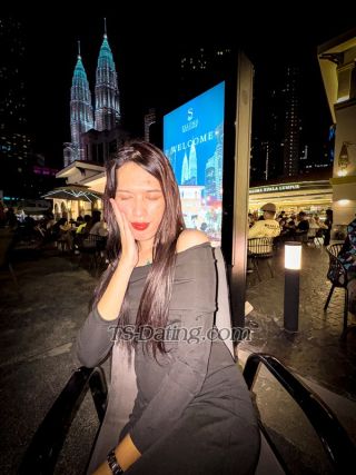 trans girl Amoramu17 4488203