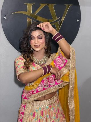 trans girl Amritats 9820954
