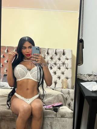 trans girl Angelash 0860135 trans girl Angelash 0860135