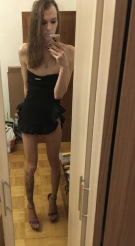 Angelina007-9508745