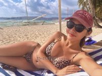 Anh Minh Hanoi Transex Nguyen Minh Anh . 26 . From Hai Phong .  Friendly, sociable, cheerful .Providing a girlfriend experience . 
