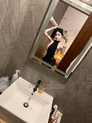 trans girl Anhmei 2173133 trans girl Anhmei 2173133