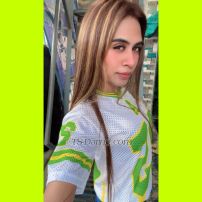 Anishaa Mumbai Transex Hallo, ich bin Anishaa, sexy und heiß Ich bin vielseitig und Top Shemale Voll aktiver Schwanz So ein großer Schwanz Große Brüste Dick 7.5 Boobs34 Ich bin eine aufrichtige Person, eine aufrichtige Person, schreib mir bitte, ich bin ein sehr attraktiver Shemale