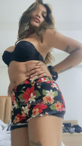 trans girl Anishadas 8377057