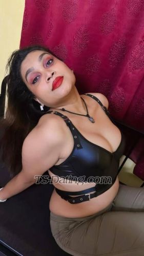 trans girl Anjuhere 2511407