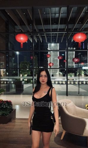 trans girl Annesalonga11 1091782