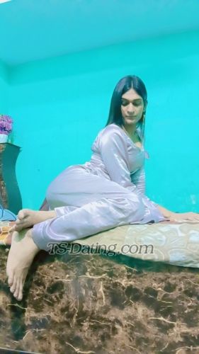 trans girl AnnyBigD 1973600 trans girl AnnyBigD 1973600