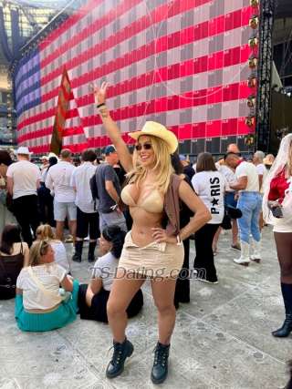 trans girl AntonellaBia 2885905 trans girl AntonellaBia 2885905