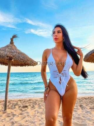 trans girl Antonelllaaa 2424990