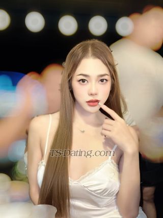 trans girl Aprilzc 1911141